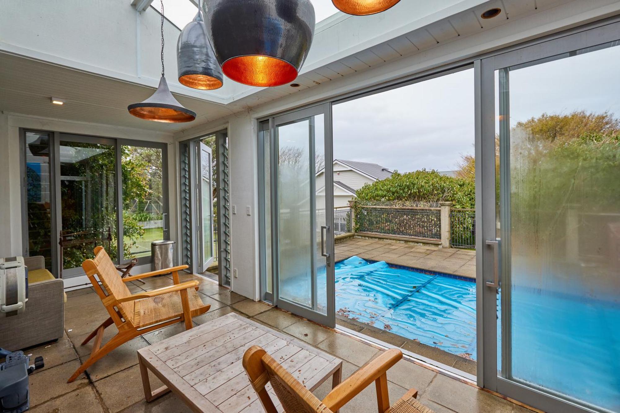 Сasa de vacaciones With Hot Tub, Heated Pool & Tennis Court Wellington